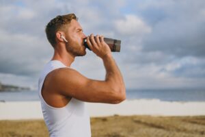 Collagen peptide powder for athletic performance and recovery
